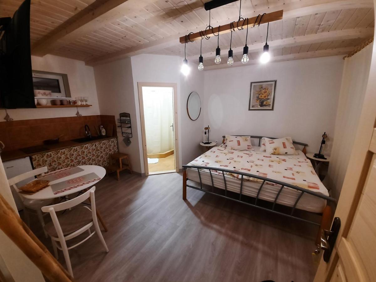 Apartmany Pri Kostole Liptovská Kokava Eksteriør billede